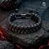 Mystisches Armband aus Lavastein auf Vulkanfels – verkörpert Erdung, Urkraft und maskuline Eleganz.
